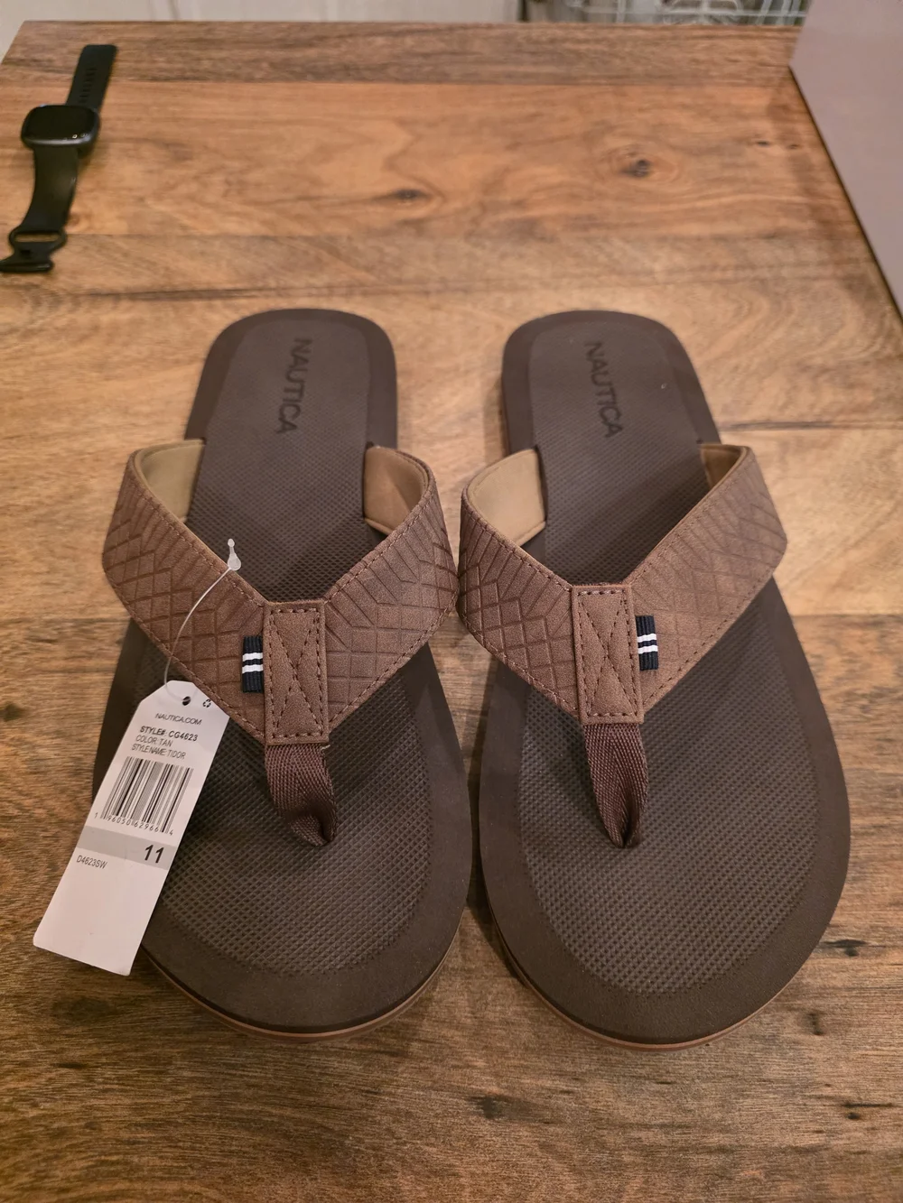 Nautica Men's Brown and Dark Brown Textured Flip Flops